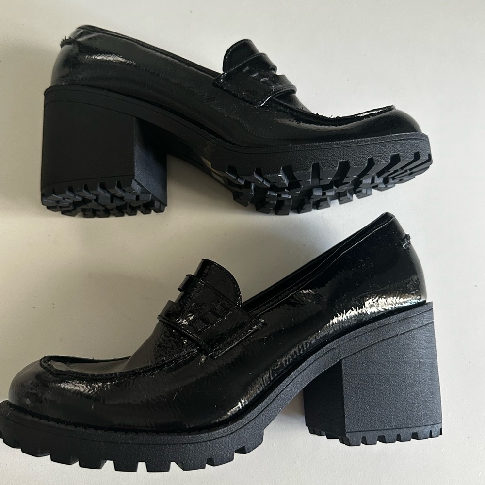 Dirty Laundry Liberty Loafers unworn